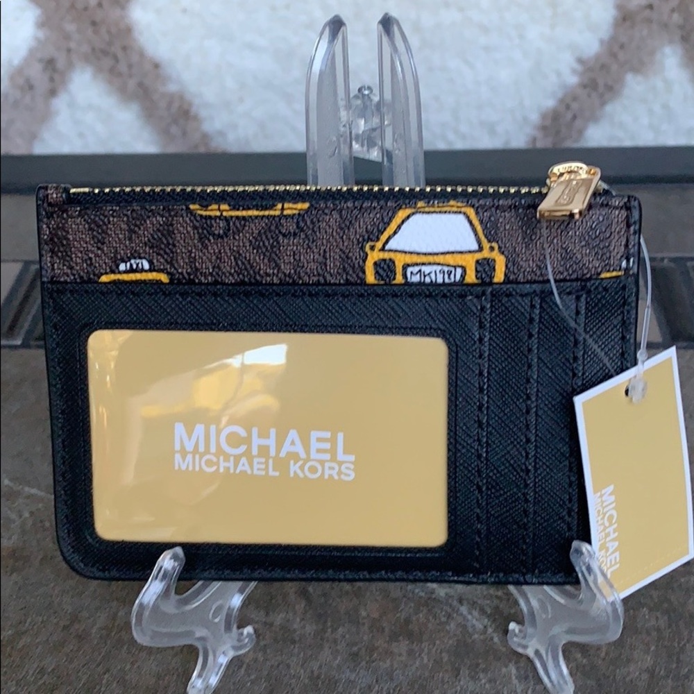 NEW YORK CITY Jet Set Travel Sm TZ Coinpouch - Picture 16 of 16